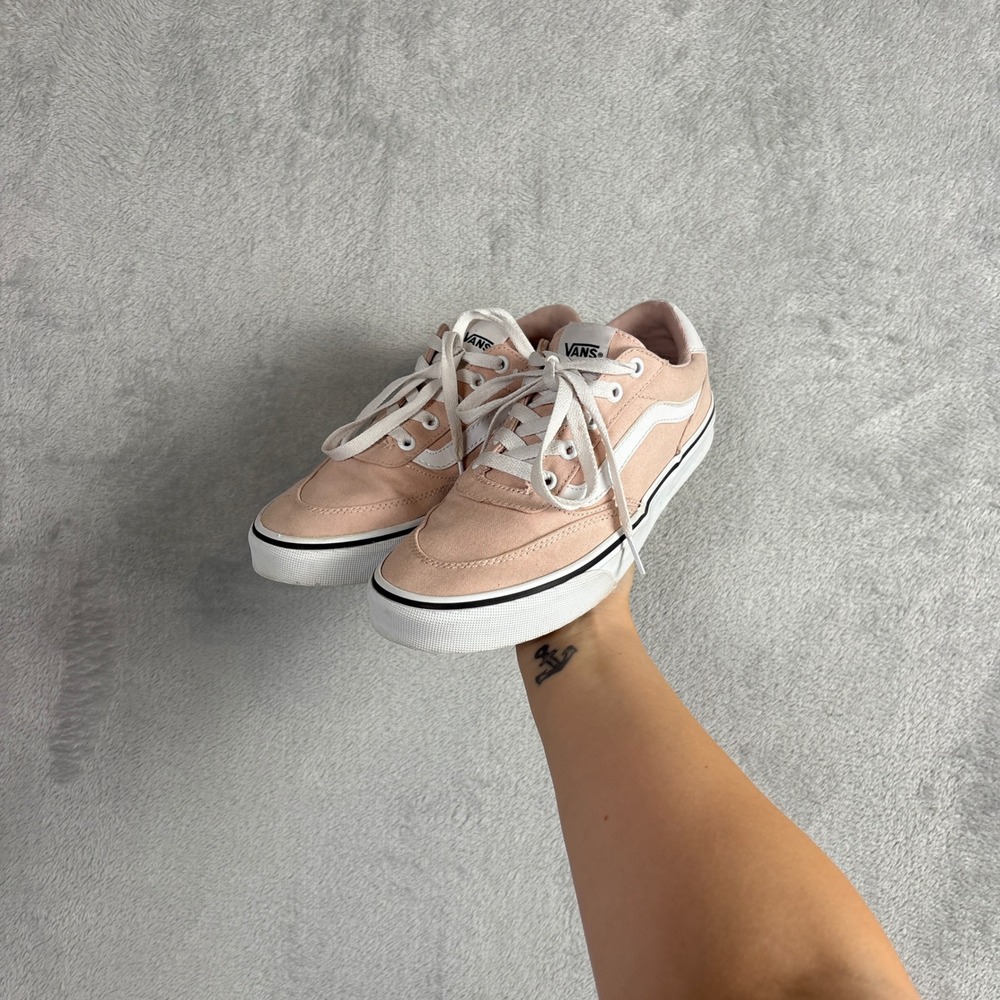 Vans Ward Low Top Peach Pink Canvas Sneakers Womens 7.5 VN0A38J918Q